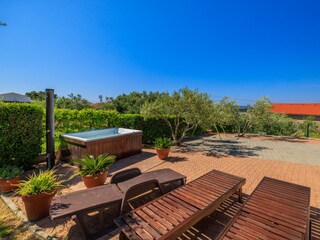 Holiday house Banjol Features 25