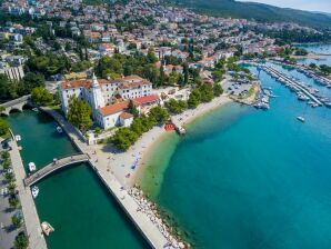 Apartments Lucija - Crikvenica - image1