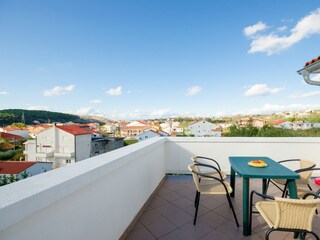 Apartment Lopar Features 11