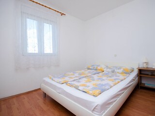 Apartment Lopar Features 8