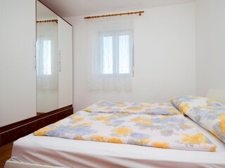 Apartment Lopar Features 9