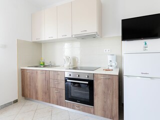 Apartment Lopar Features 8