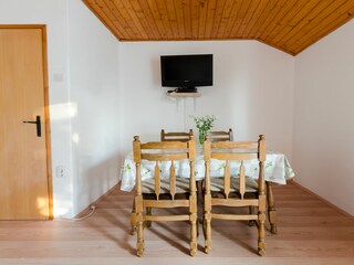 Apartment Lopar Features 6