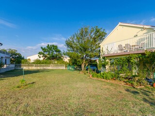 Apartment Lopar Outdoor Recording 1