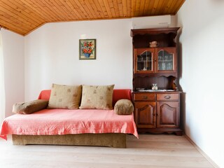 Apartment Lopar Features 14