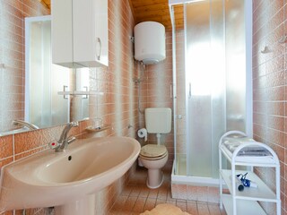 Apartment Lopar Features 20