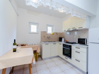 Apartment Lopar Features 25