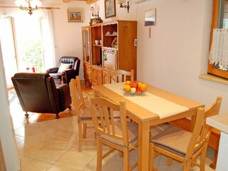 Ferienhaus Mrljane Ausstattung 24