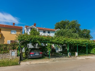 Apartment Valbandon Features 30