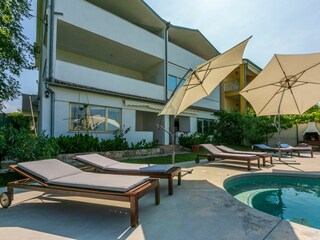 Apartment Valbandon Features 1