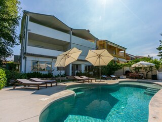 Apartment Valbandon Features 15