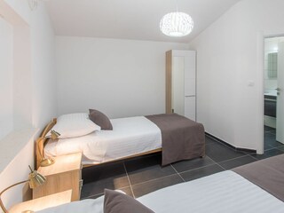 Holiday house Zapužane Features 32