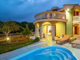 Holiday house Sveti Filip i Jakov Features 2