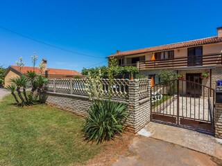 Holiday house Paradiž Features 8