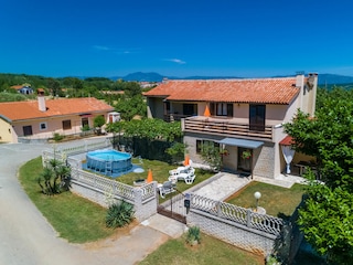 Holiday house Paradiž Features 25