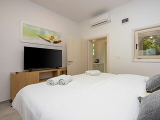 Holiday house Jadranovo Features 24