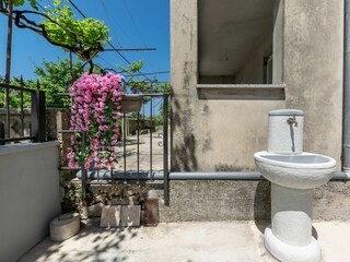 Ferienhaus Lopar Ausstattung 32