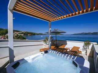 Apartment Iž Features 1