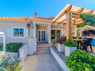 Apartment Iž Features 9