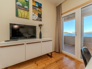 Apartment Iž Features 17