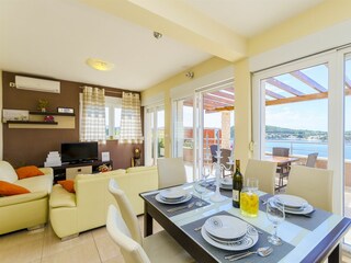 Apartment Rogoznica Ausstattung 23