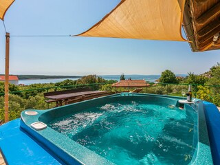 Apartment Supetarska Draga Features 32