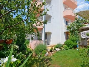 Apartments Snježana - Novi Vinodolski - image1