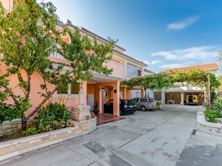 Apartment Rab (Stadt) Außenaufnahme 2