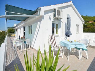 Apartment Vodice Außenaufnahme 2