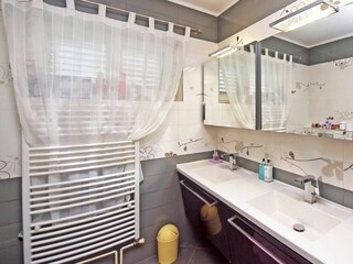 Apartment Srima Features 20