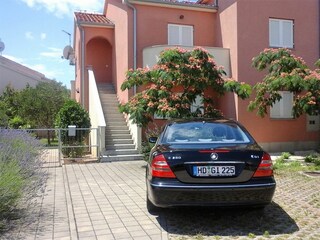 Apartment Srima Außenaufnahme 2