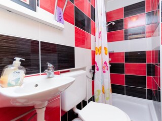 Apartment Lopar Features 12