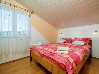 Apartment Lopar Features 17