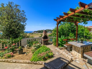 Apartment Lopar Features 18