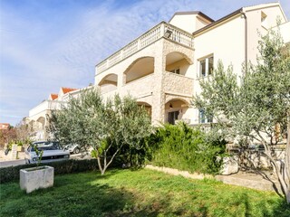 Apartment Srima Außenaufnahme 2