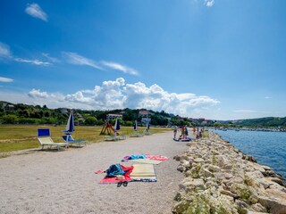 Apartment Lopar Environment 49