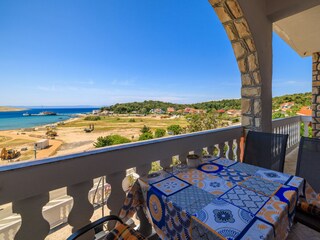 Apartment Lopar Features 4