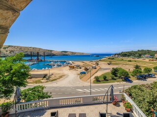 Apartment Lopar Features 22