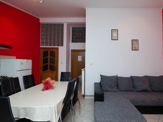 Apartment Lopar Features 3