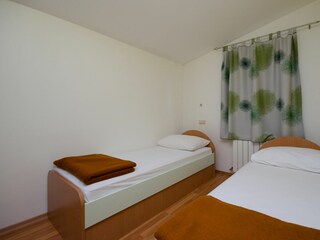 Apartment Lopar Features 15