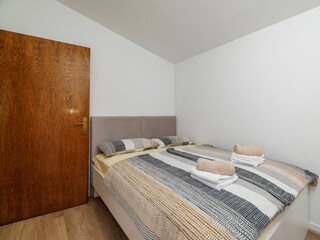 Apartment Lopar Features 12