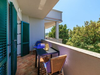 Apartment Lopar Features 24