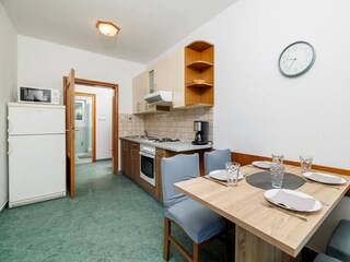 Apartment Lopar Features 33