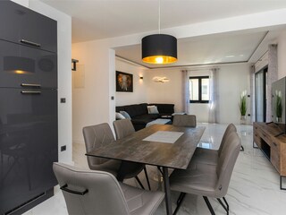 Apartment Srima Features 10