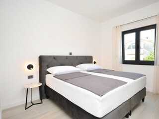 Apartment Srima Features 13