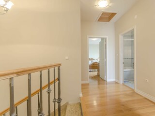Apartment Srima Features 12