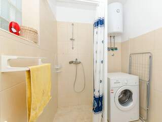 Ferienhaus Razanj Ausstattung 56