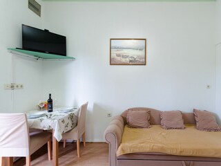 Apartment Lopar Features 17