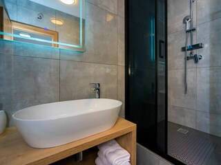 Ferienhaus Razanj Ausstattung 10