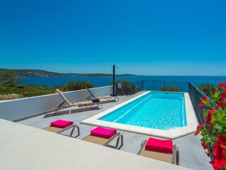 Ferienhaus Razanj Ausstattung 32